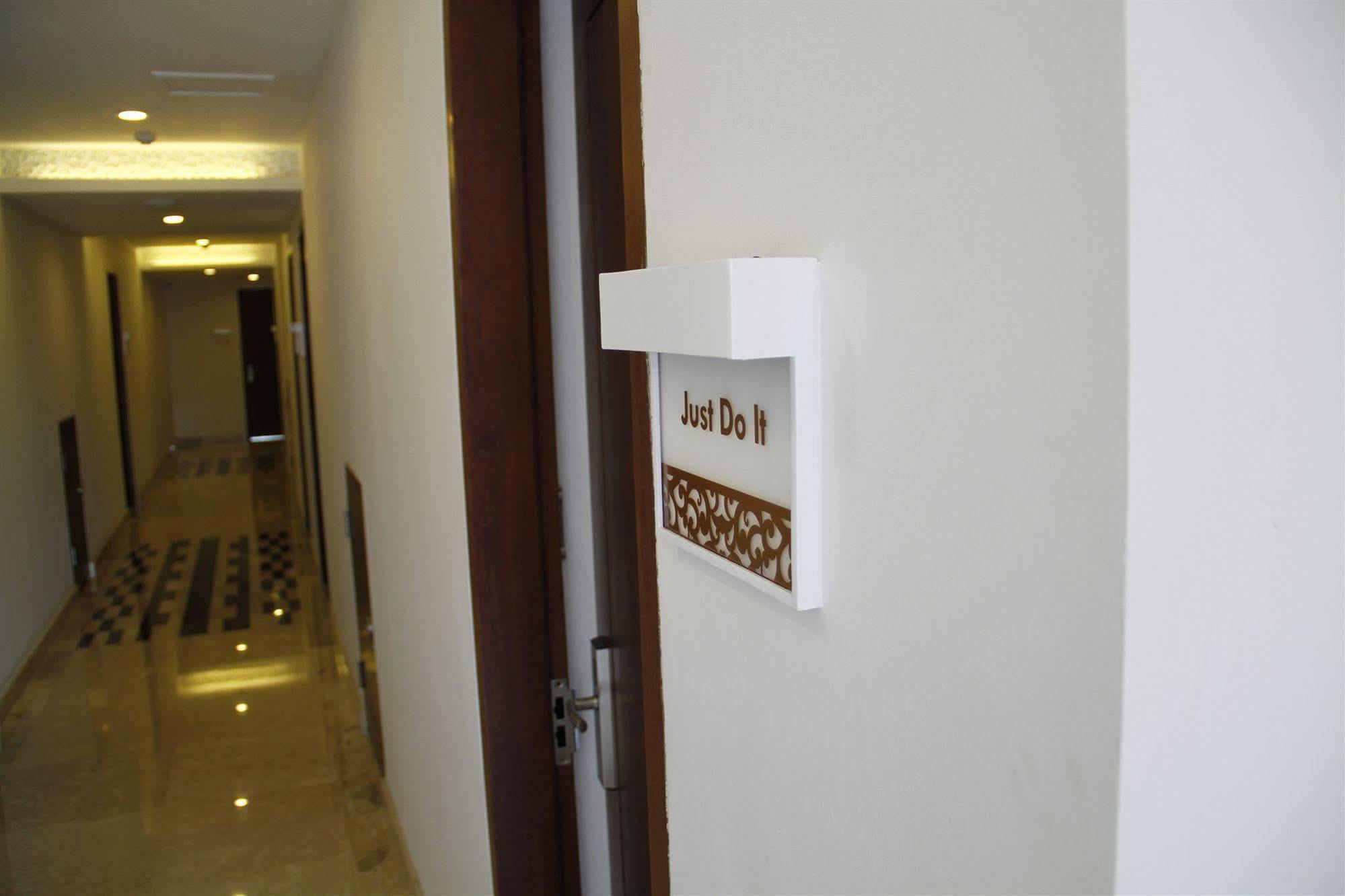 Kuta Angel Hotel - Luxurious Living Exteriör bild